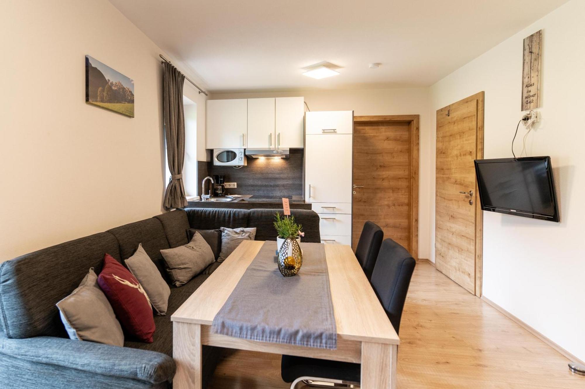 Alpen Appartements Oberlehengut ヴェルフェンヴェンク エクステリア 写真