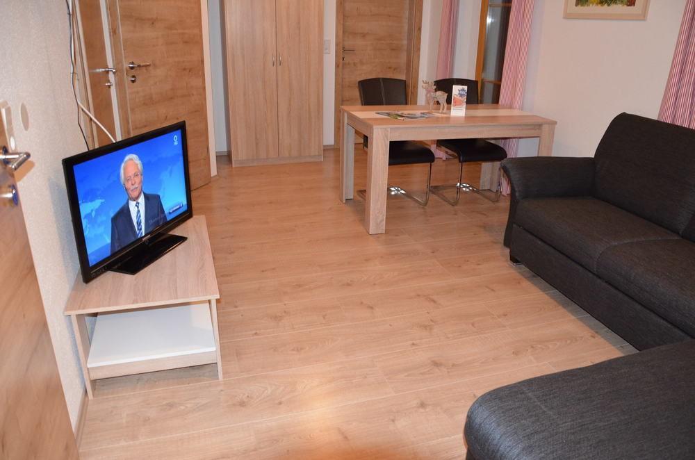 Alpen Appartements Oberlehengut ヴェルフェンヴェンク エクステリア 写真